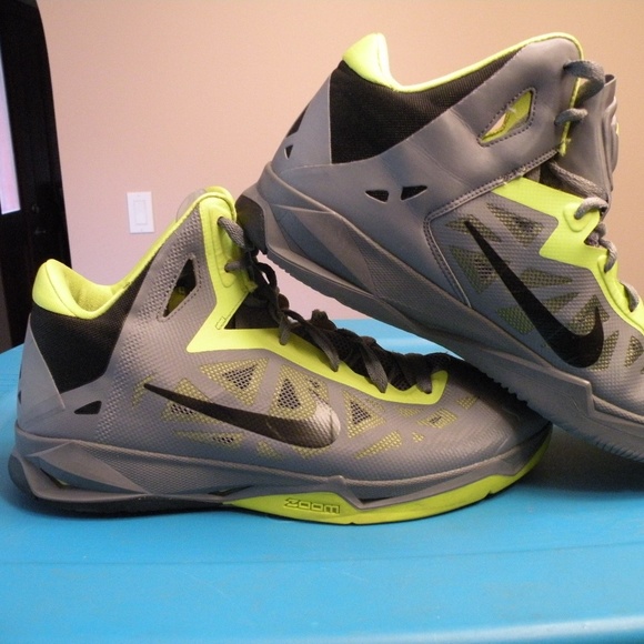 nike zoom hyperchaos